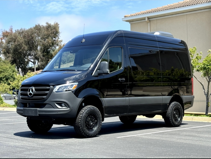 Mercedes Van Sprinter